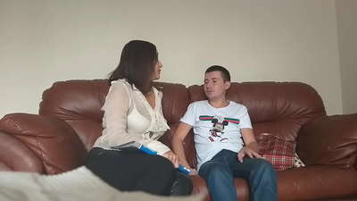 Studenta jitmeżmżu ħarġet għalliem insatiable (Milf Alina Tumanova)